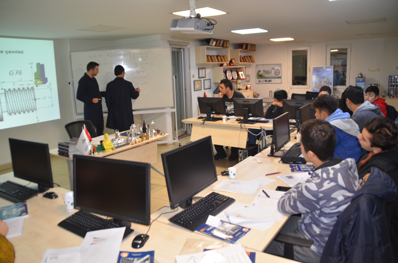 Tezmaksan Akademi Tarafından 3 -7 Aralık 2018 tarihlerinde düzenlenen CNC Torna Operatör Eğitimi Tamamlandı.